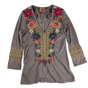 Johnny Was Katina Floral Embroidered T-Shirt - XS